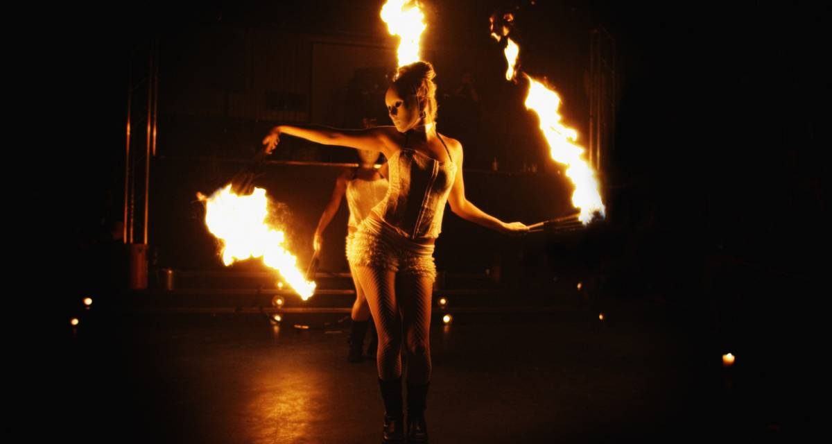 Ce qui rend un spectacle pyrotechnique artistique vraiment inoubliable à Paris