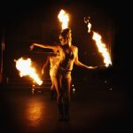 Ce qui rend un spectacle pyrotechnique artistique vraiment inoubliable à Paris