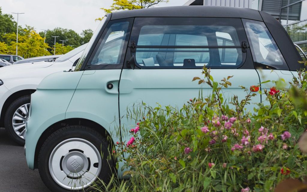Pourquoi opter pour la voiture sans permis à Paris ?